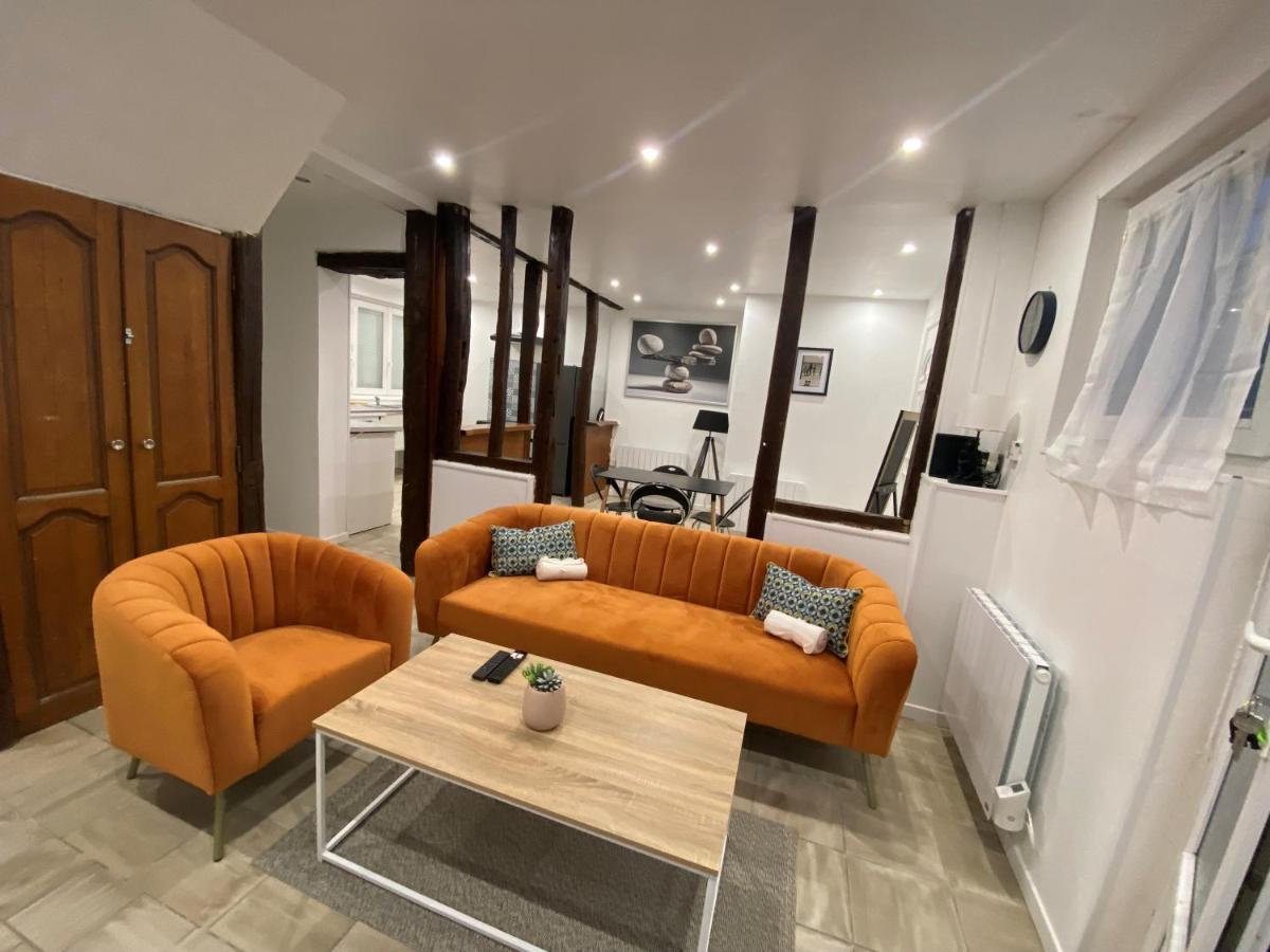 La Galerie, Proche Aeroport Apartment